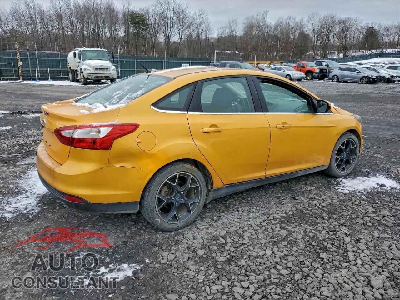 FORD FOCUS 2012 - 1FAHP3J22CL480020