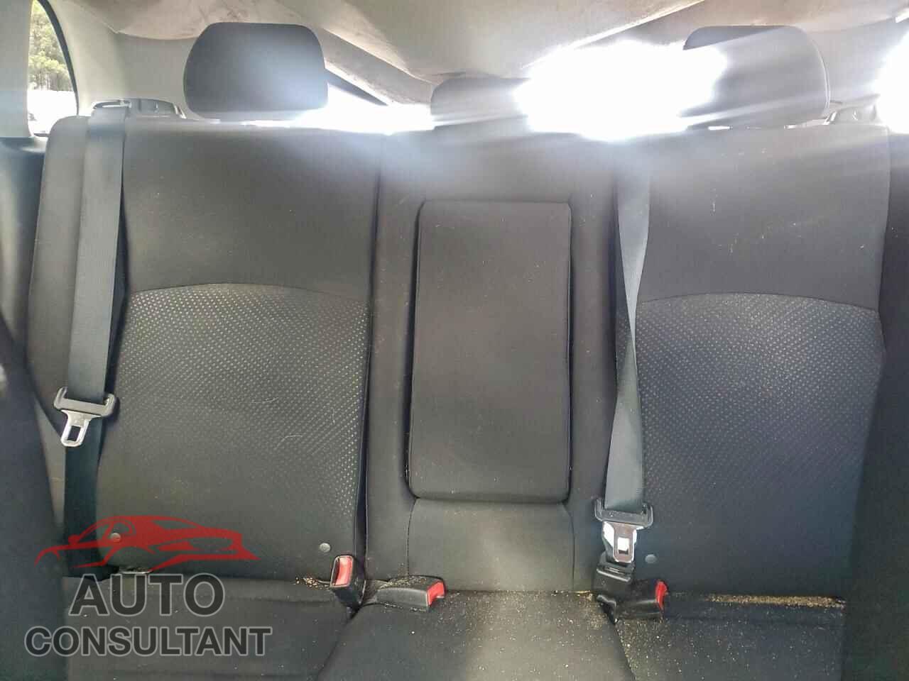 MITSUBISHI OUTLANDER 2015 - 4A4AP3AU2FE015705