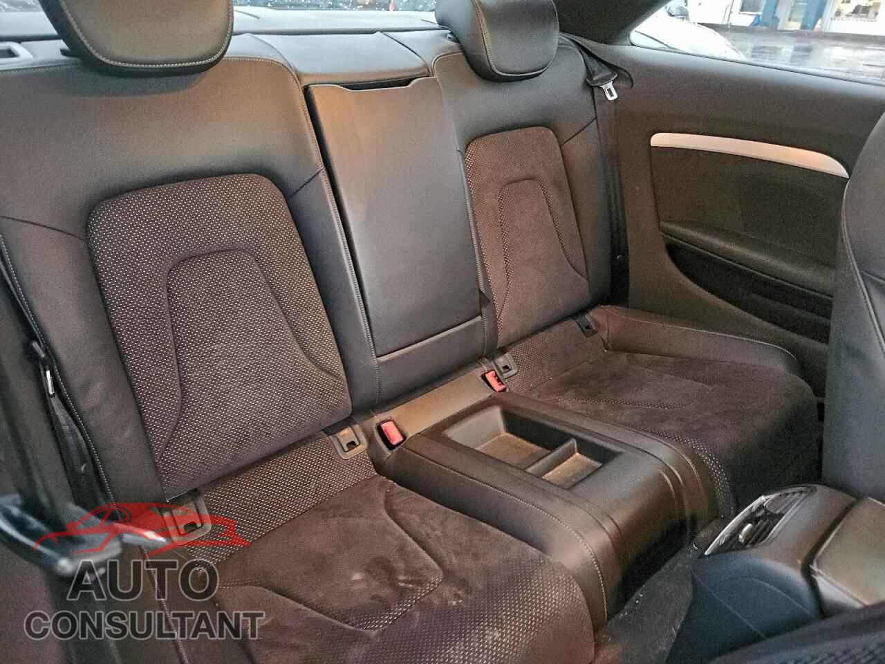 AUDI A5 2013 - WAUDFBFR3DA058912