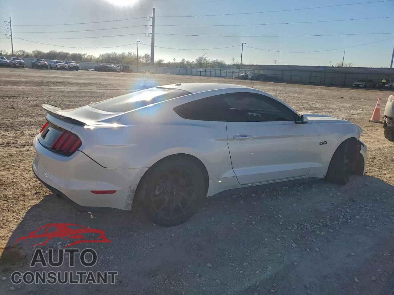 FORD MUSTANG 2017 - 1FA6P8CF3H5338775