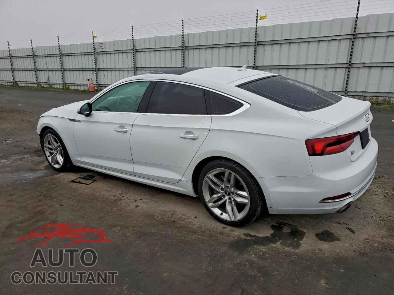 AUDI A5 2019 - WAUANCF51KA007740