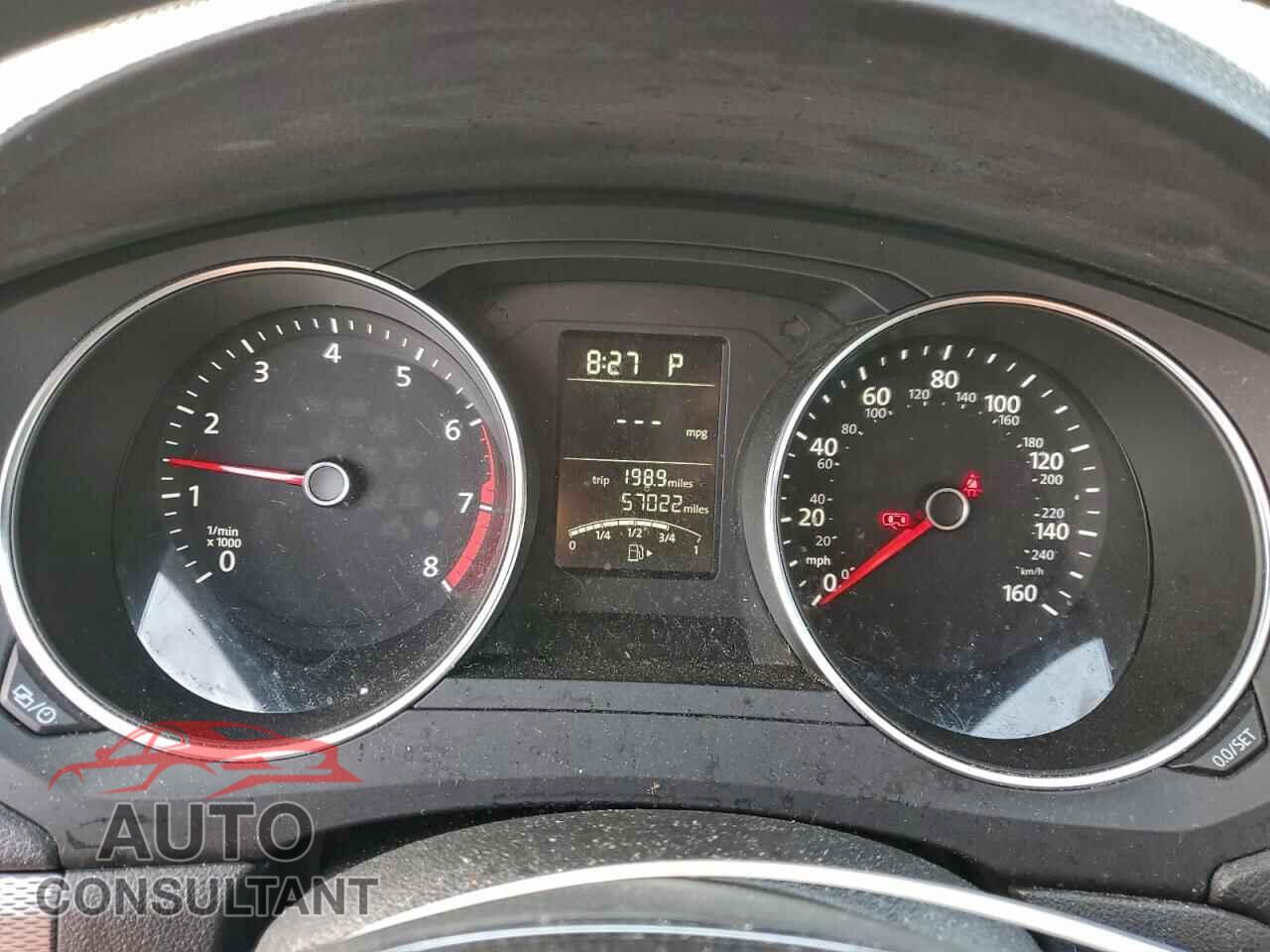 VOLKSWAGEN JETTA 2017 - 3VW2B7AJ4HM335500