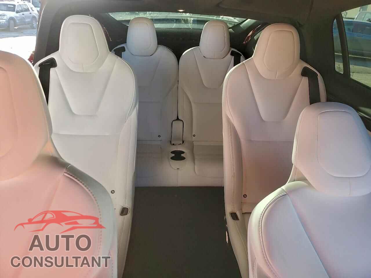 TESLA MODEL X 2019 - 5YJXCBE42KF200217