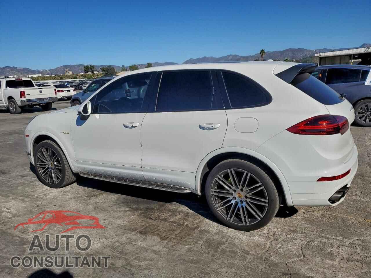 PORSCHE CAYENNE 2017 - WP1AE2A27HLA71612