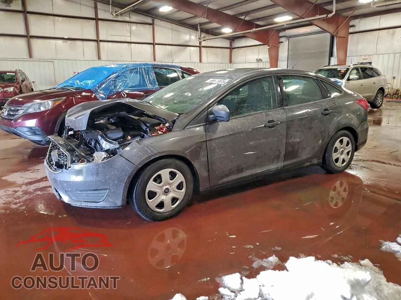 FORD FOCUS 2015 - 1FADP3E20FL313152
