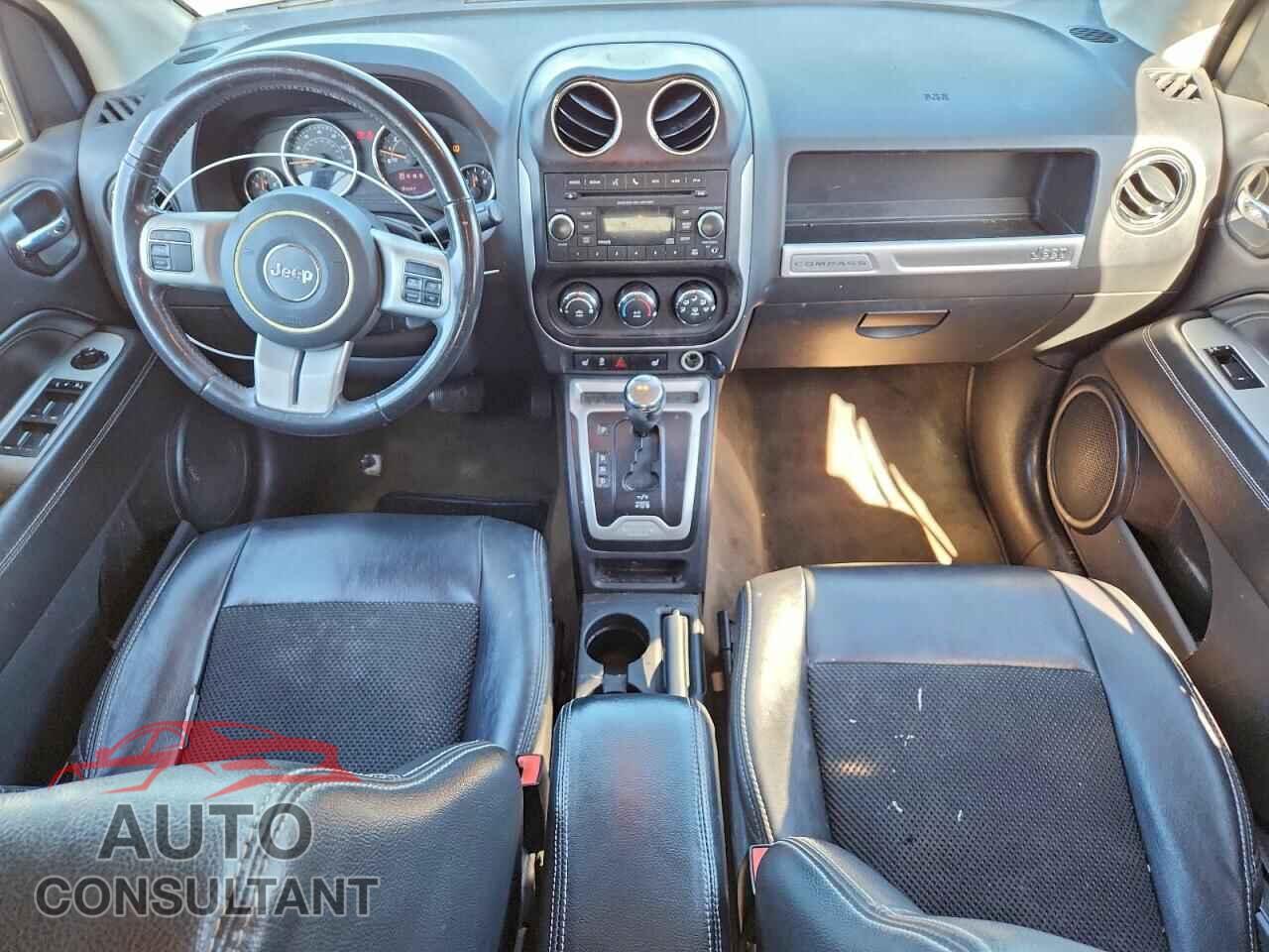 JEEP COMPASS 2017 - 1C4NJCEB8HD160419