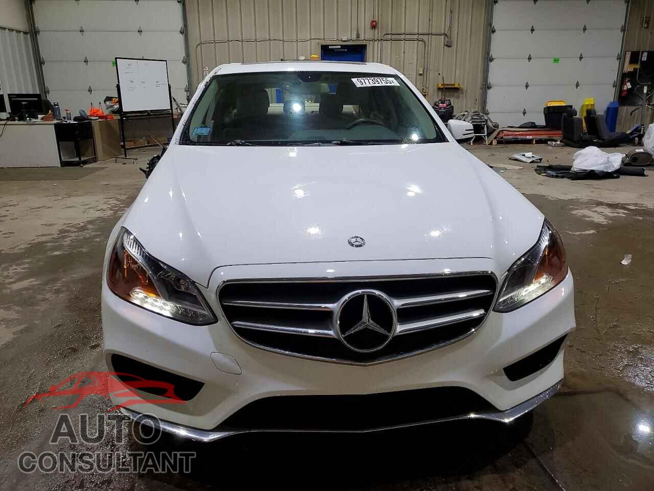 MERCEDES-BENZ E-CLASS 2014 - WDDHF8JB7EA805064