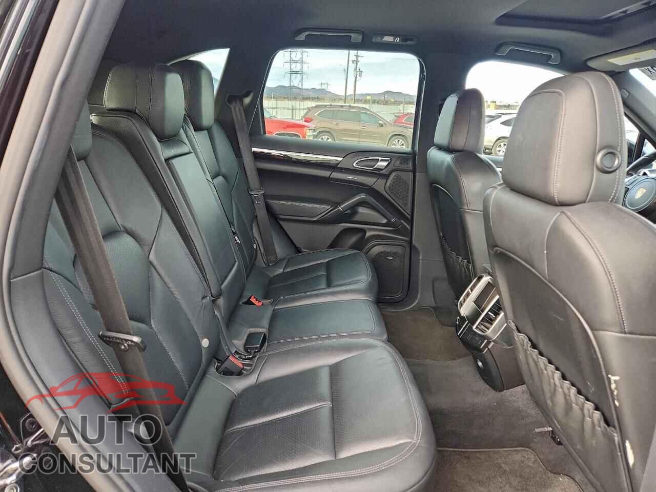 PORSCHE CAYENNE 2011 - WP1AA2A25BLA02291