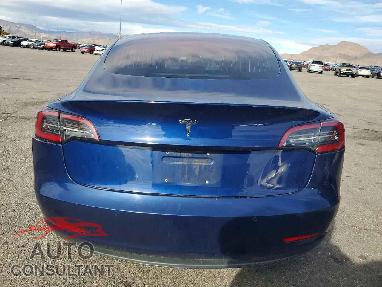 TESLA MODEL 3 2018 - 5YJ3E1EAXJF042460