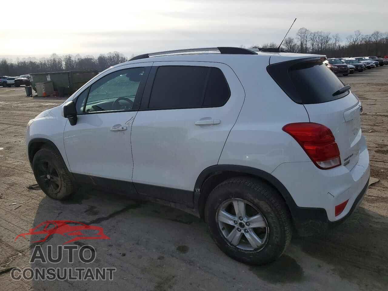 CHEVROLET TRAX 2021 - KL7CJPSB2MB320817