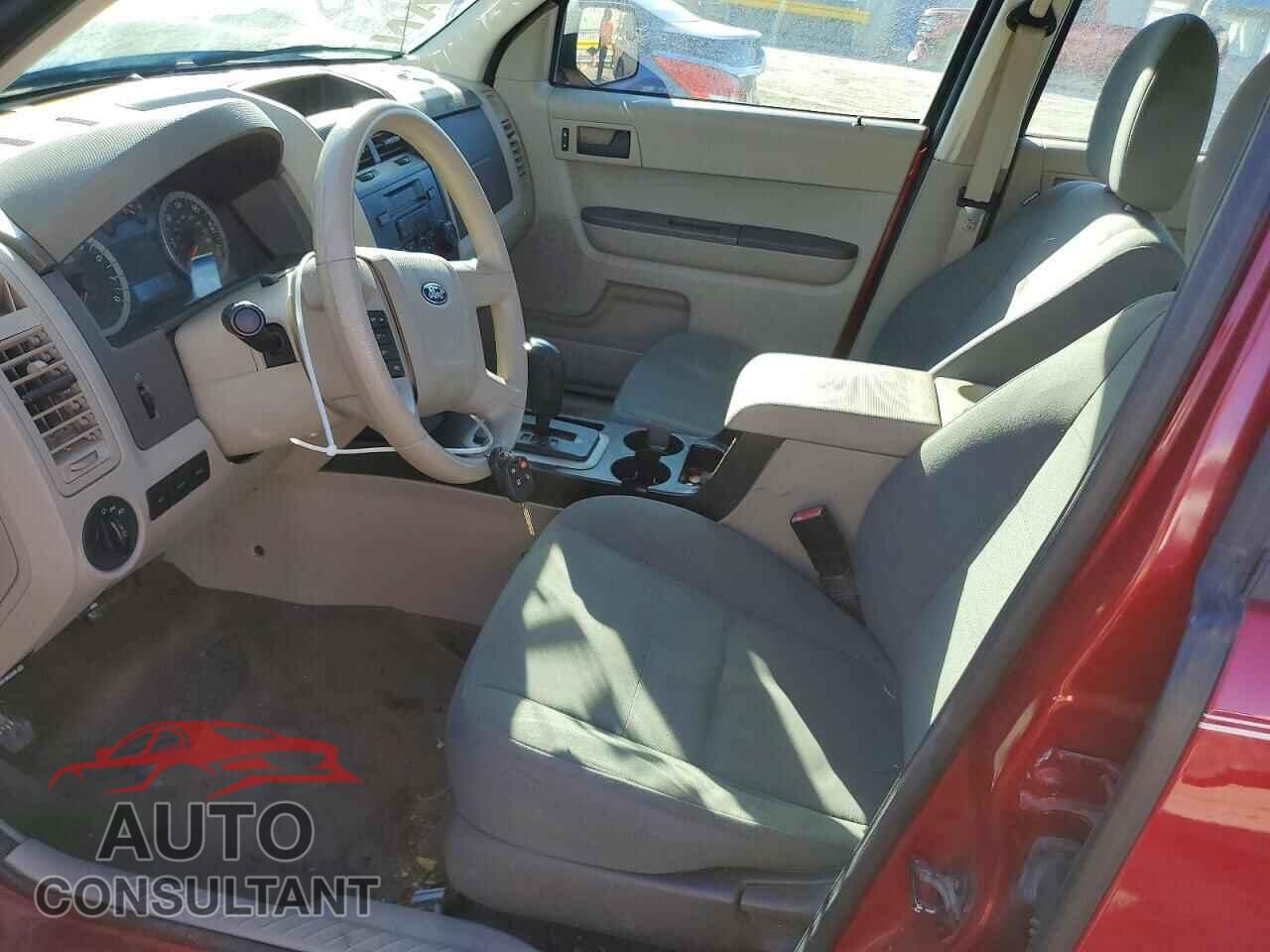 FORD ESCAPE 2011 - 1FMCU0C79BKC05877