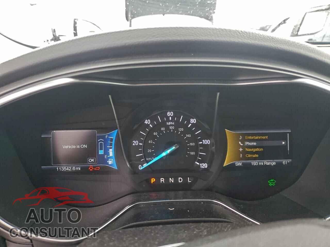 FORD FUSION 2016 - 3FA6P0SU8GR166370