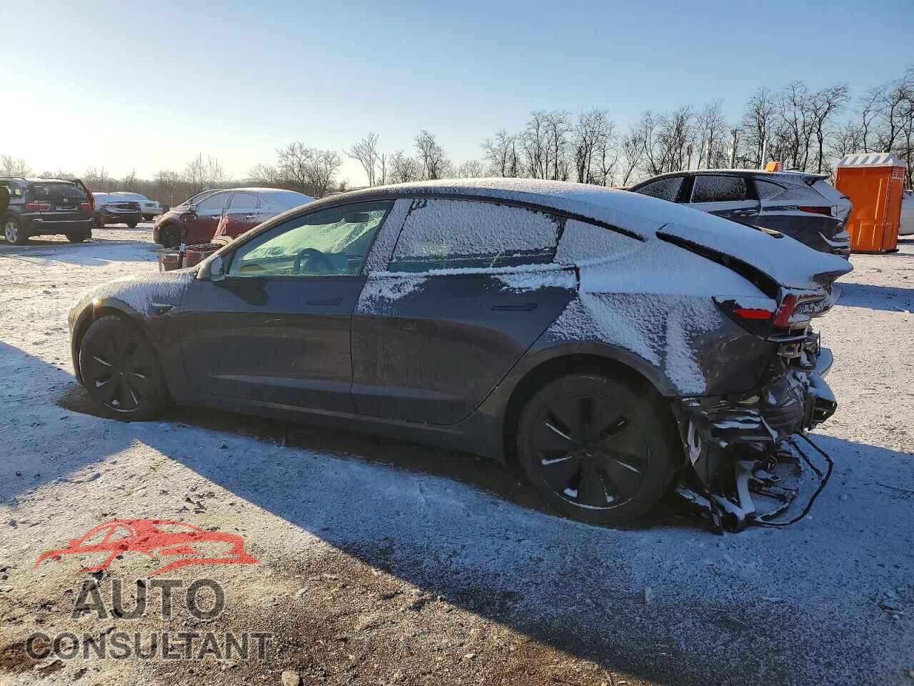 TESLA MODEL 3 2024 - 5YJ3E1EB7RF829886