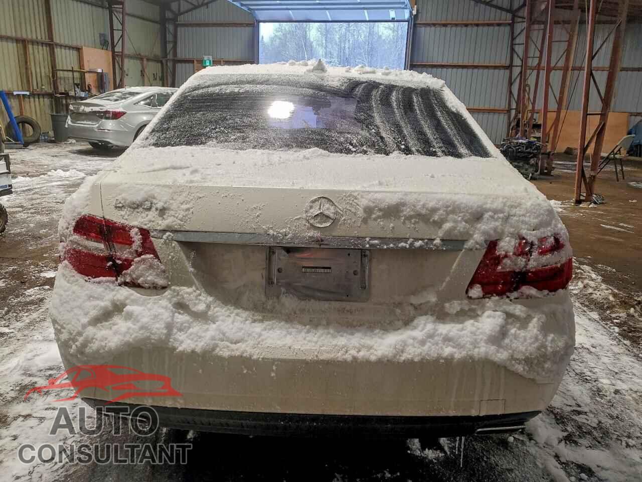 MERCEDES-BENZ E-CLASS 2012 - WDDHF82B1CA610265