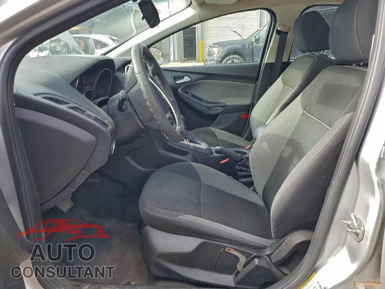 FORD FOCUS 2014 - 1FADP3F25EL291842