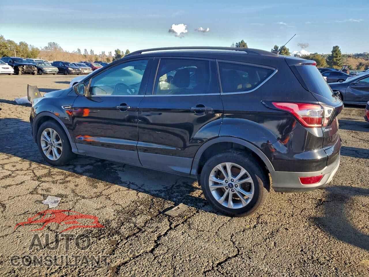 FORD ESCAPE 2017 - 1FMCU0G92HUB29993