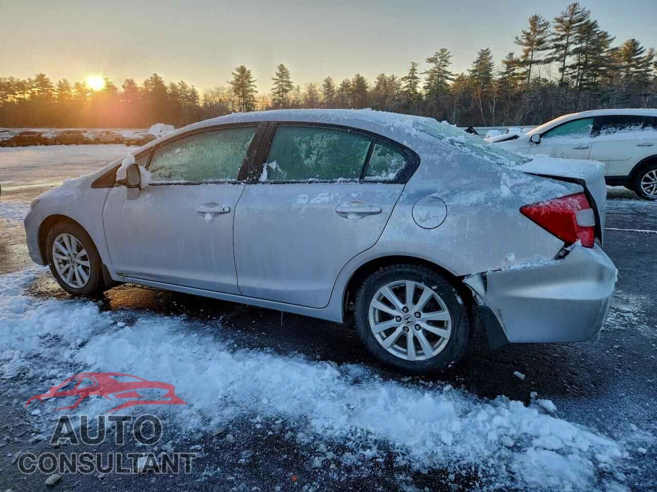 HONDA CIVIC 2012 - 2HGFB2F86CH577176