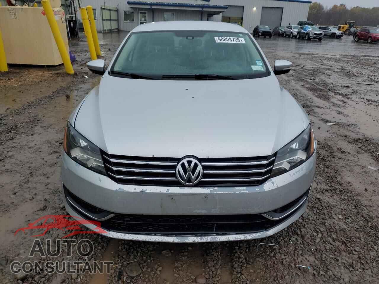 VOLKSWAGEN PASSAT 2015 - 1VWAT7A35FC086228