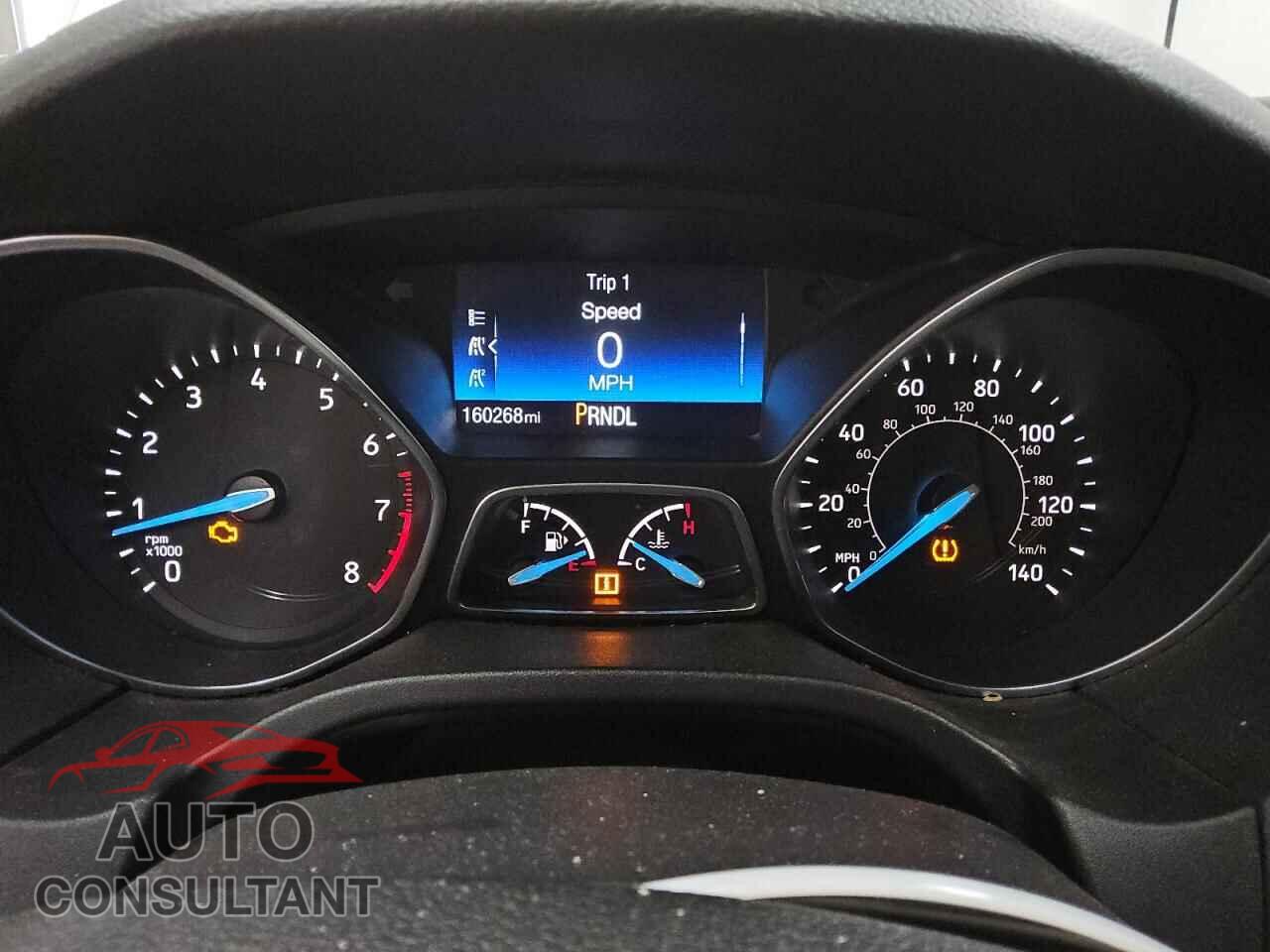 FORD FOCUS 2017 - 1FADP3E26HL317595