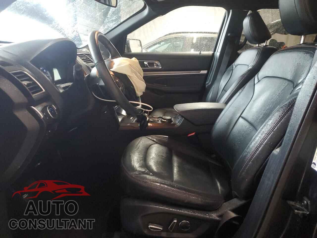 FORD EXPLORER 2018 - 1FM5K8GT7JGB40243