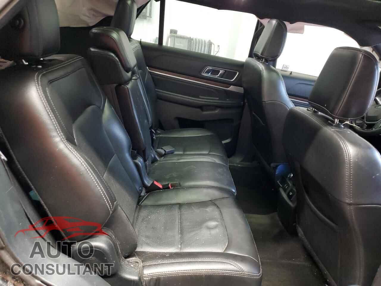 FORD EXPLORER 2018 - 1FM5K8F85JGB66319