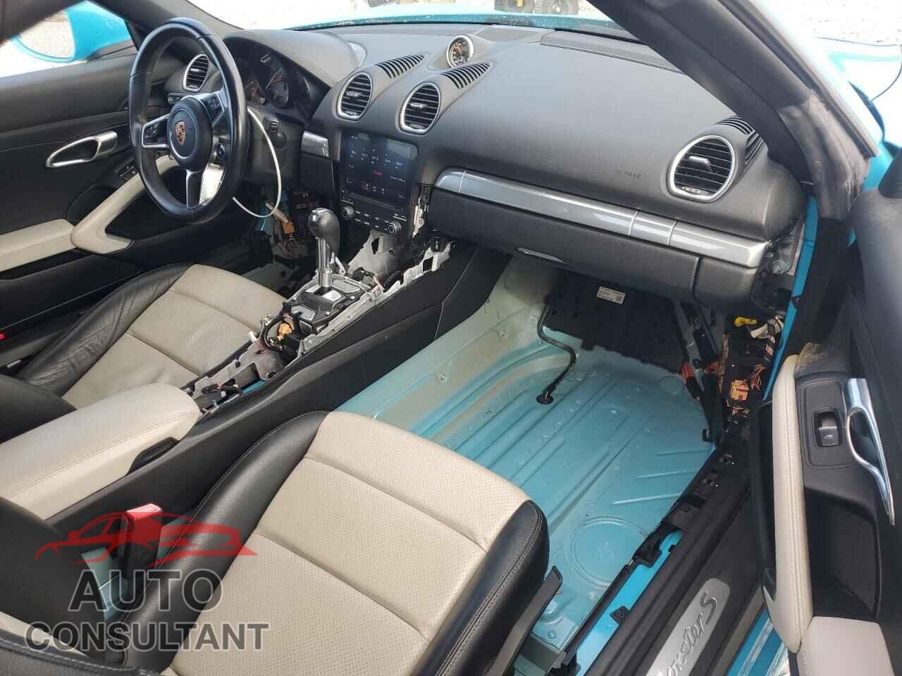 PORSCHE BOXSTER 2018 - WP0CB2A85JS228217