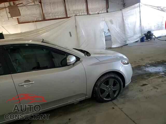 KIA FORTE 2012 - KNAFU4A2XC5555547