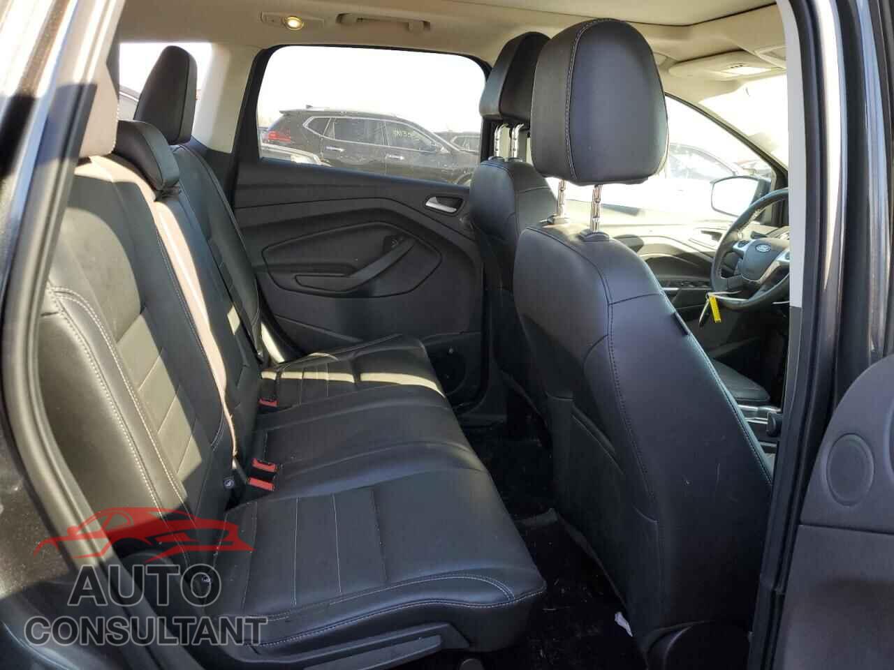 FORD ESCAPE 2016 - 1FMCU9JX7GUB44600