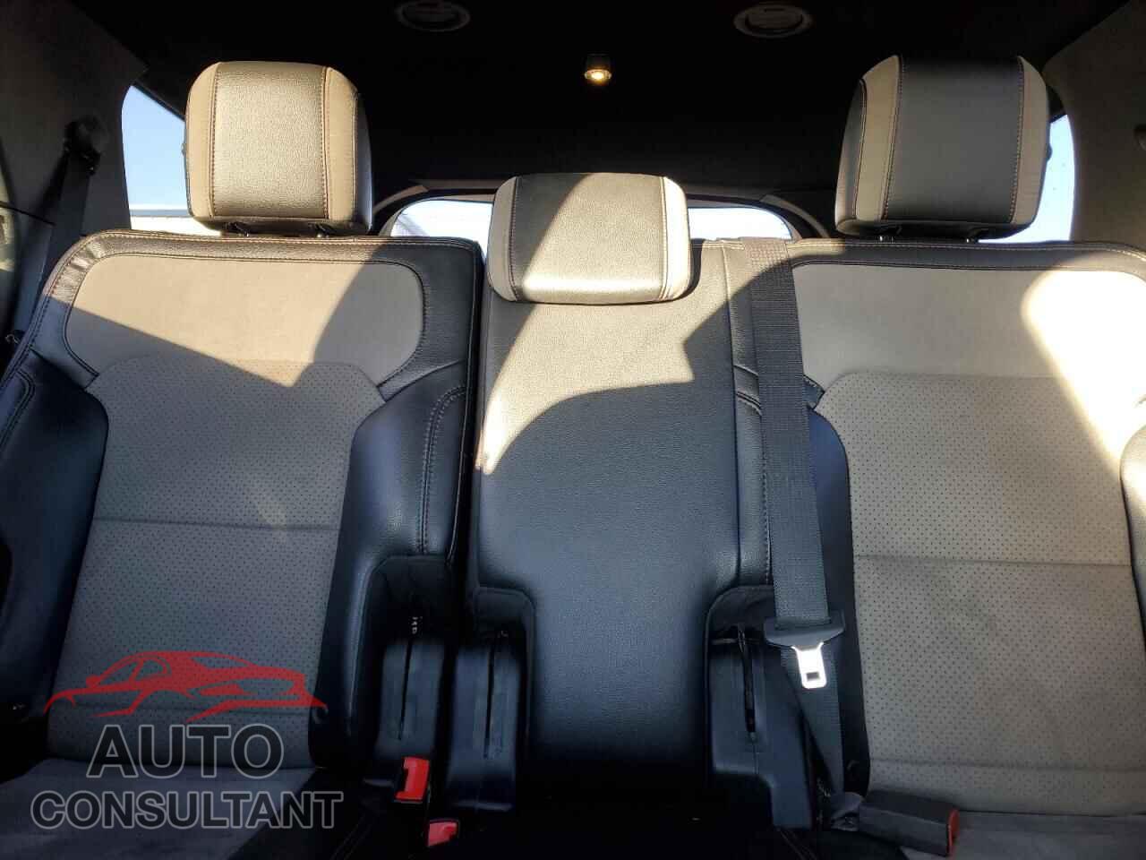 FORD EXPLORER 2017 - 1FM5K8D88HGD96787