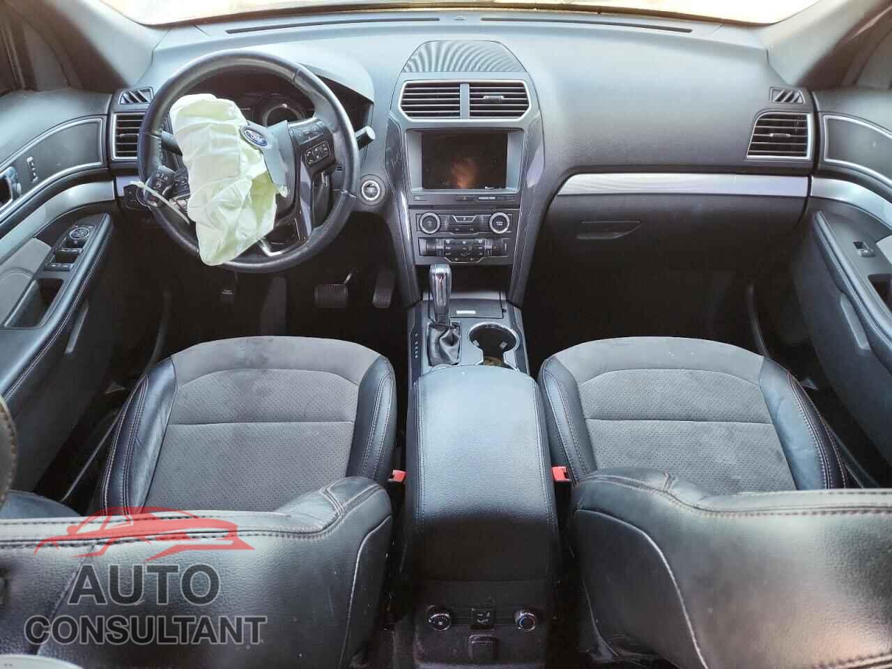 FORD EXPLORER 2017 - 1FM5K8D81HGE36062