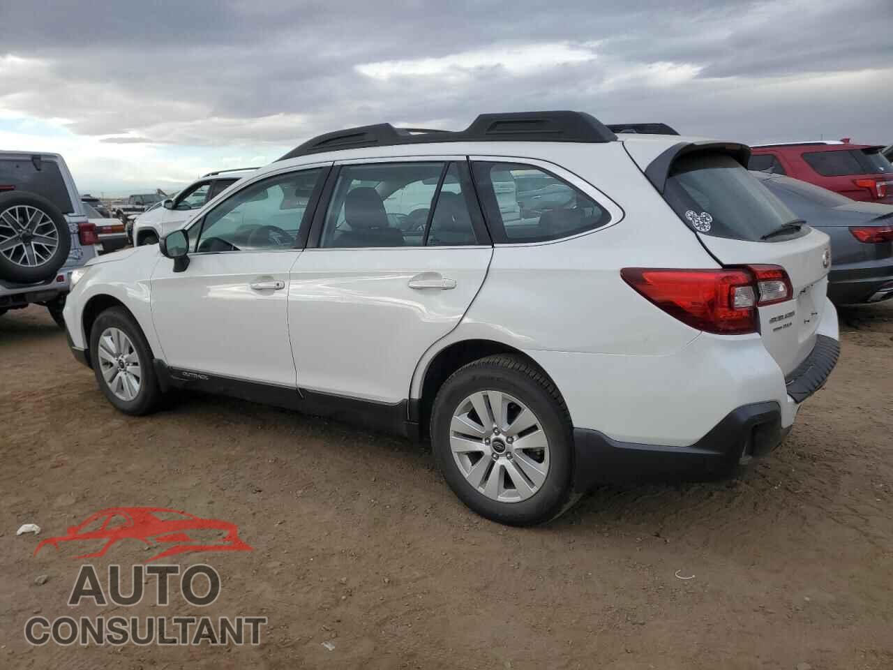 SUBARU OUTBACK 2019 - 4S4BSABC2K3228000
