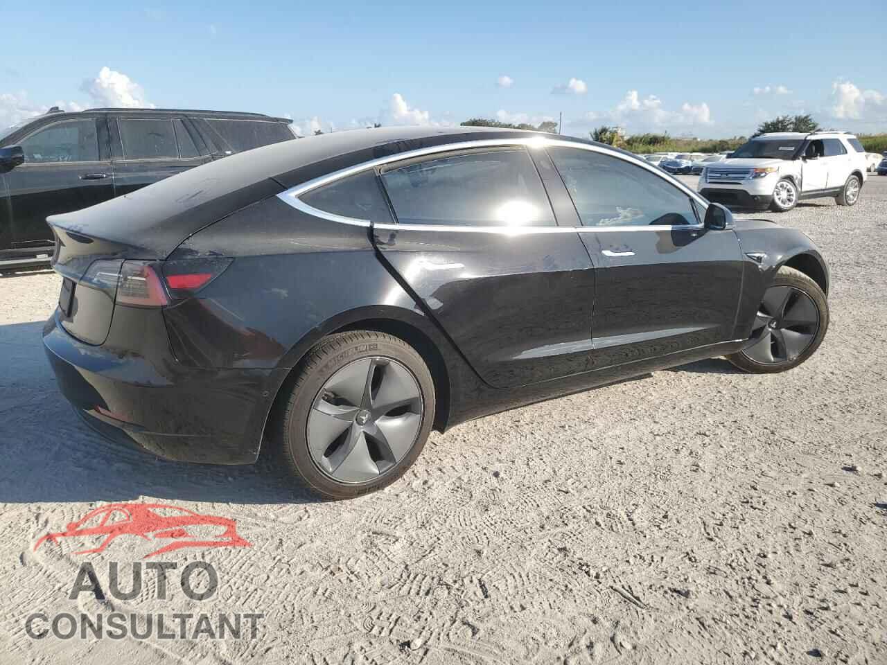 TESLA MODEL 3 2019 - 5YJ3E1EA6KF409338