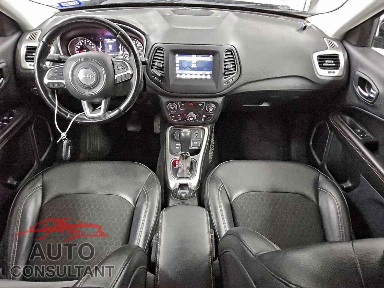 JEEP COMPASS 2020 - 3C4NJDBB8LT150079