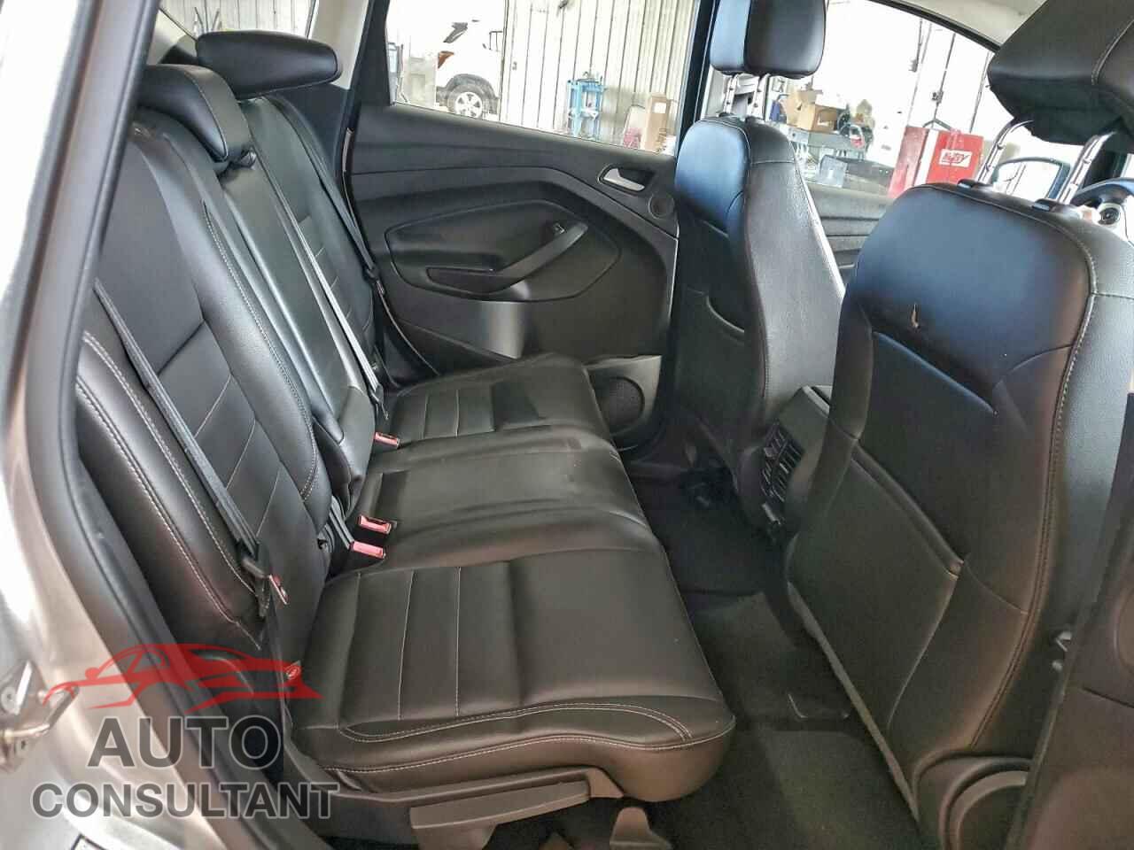 FORD CMAX 2015 - 1FADP5BU0FL116273
