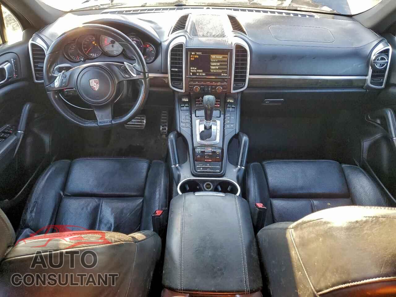 PORSCHE CAYENNE 2011 - WP1AB2A2XBLA54562