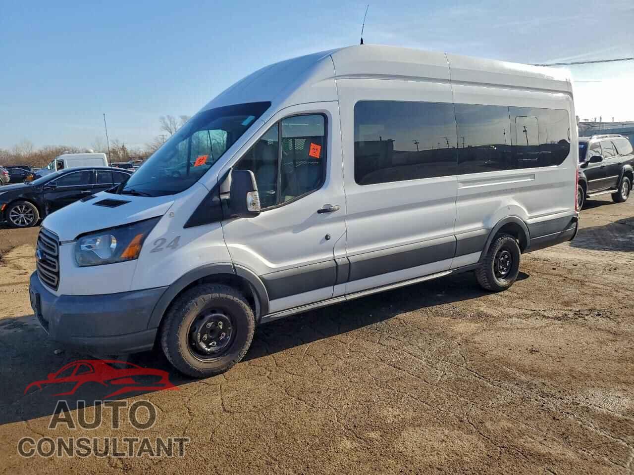 FORD TRANSIT 2017 - 1FTYR3XM6HKA05934