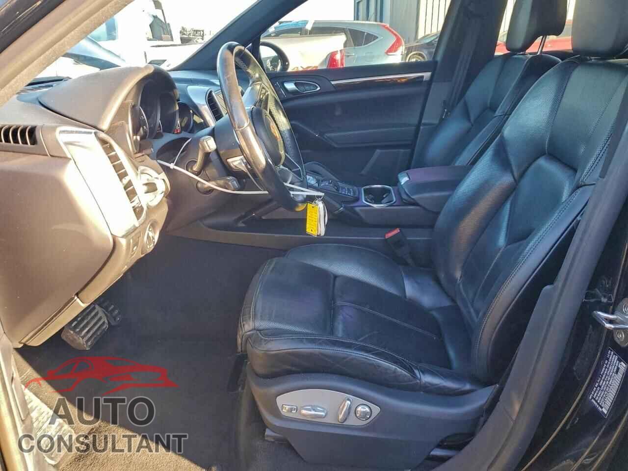 PORSCHE CAYENNE 2017 - WP1AA2A26HKA86068