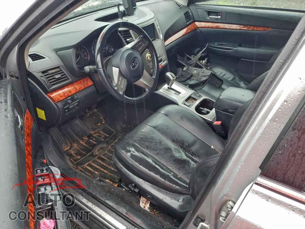 SUBARU OUTBACK 2010 - 4S4BRBKC8A3347699