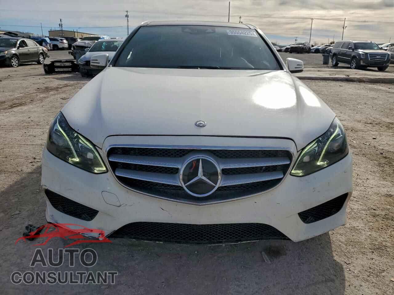 MERCEDES-BENZ E-CLASS 2015 - WDDHF6HB0FB155676