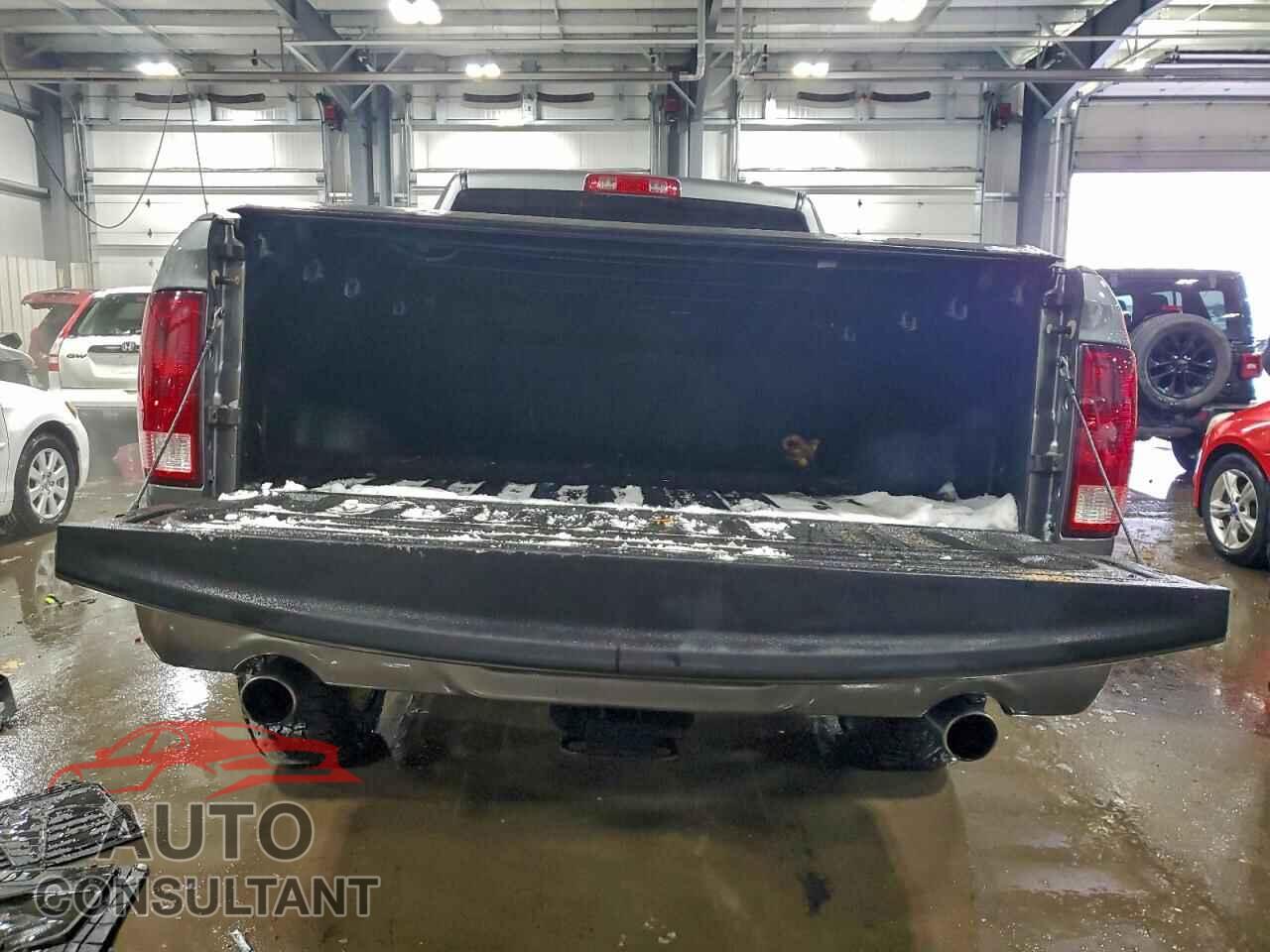 DODGE RAM 1500 2012 - 1C6RD7FT4CS217895