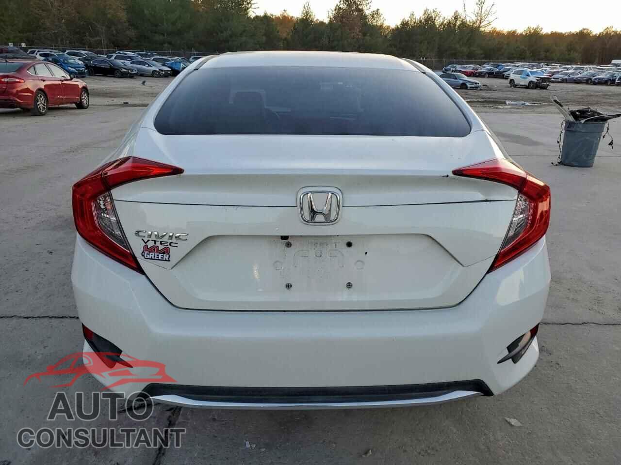 HONDA CIVIC 2019 - 2HGFC2F63KH568946