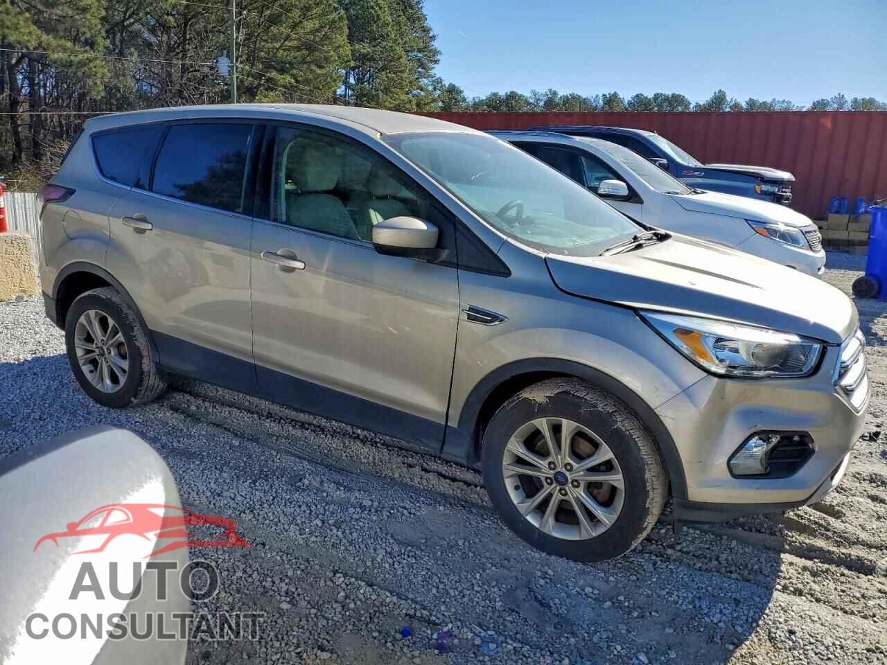 FORD ESCAPE 2017 - 1FMCU0GD4HUB35511