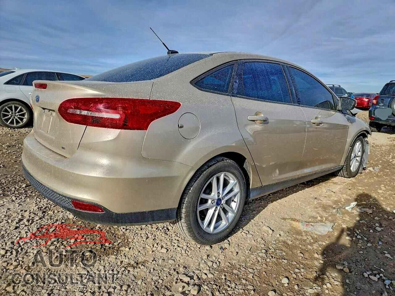 FORD FOCUS 2017 - 1FADP3F22HL315714
