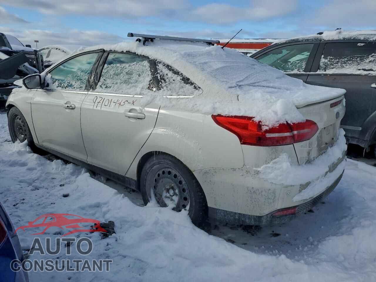 FORD FOCUS 2016 - 1FADP3J24GL303652