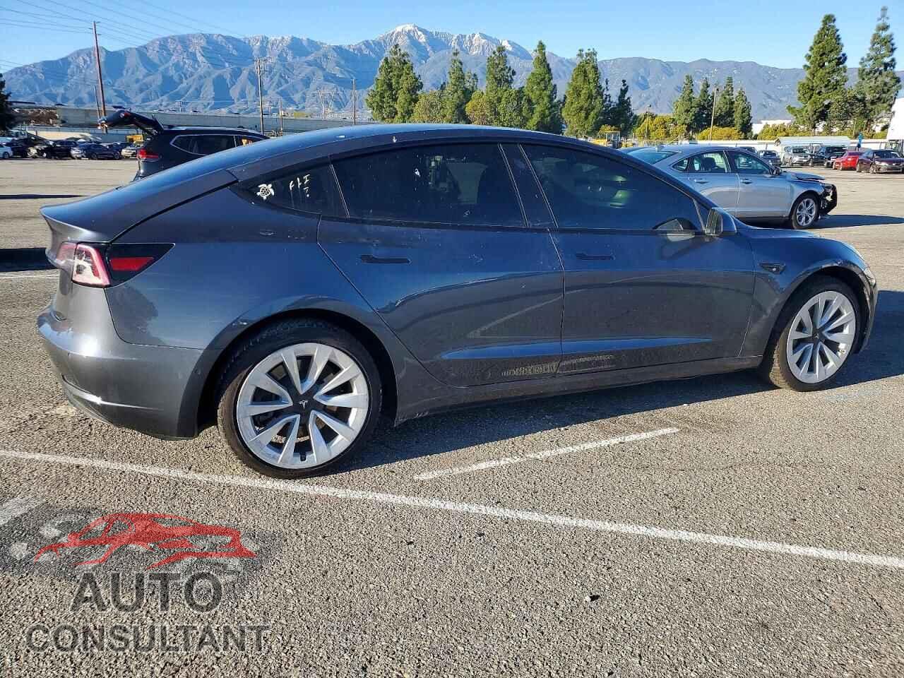 TESLA MODEL 3 2022 - 5YJ3E1EA6NF374837
