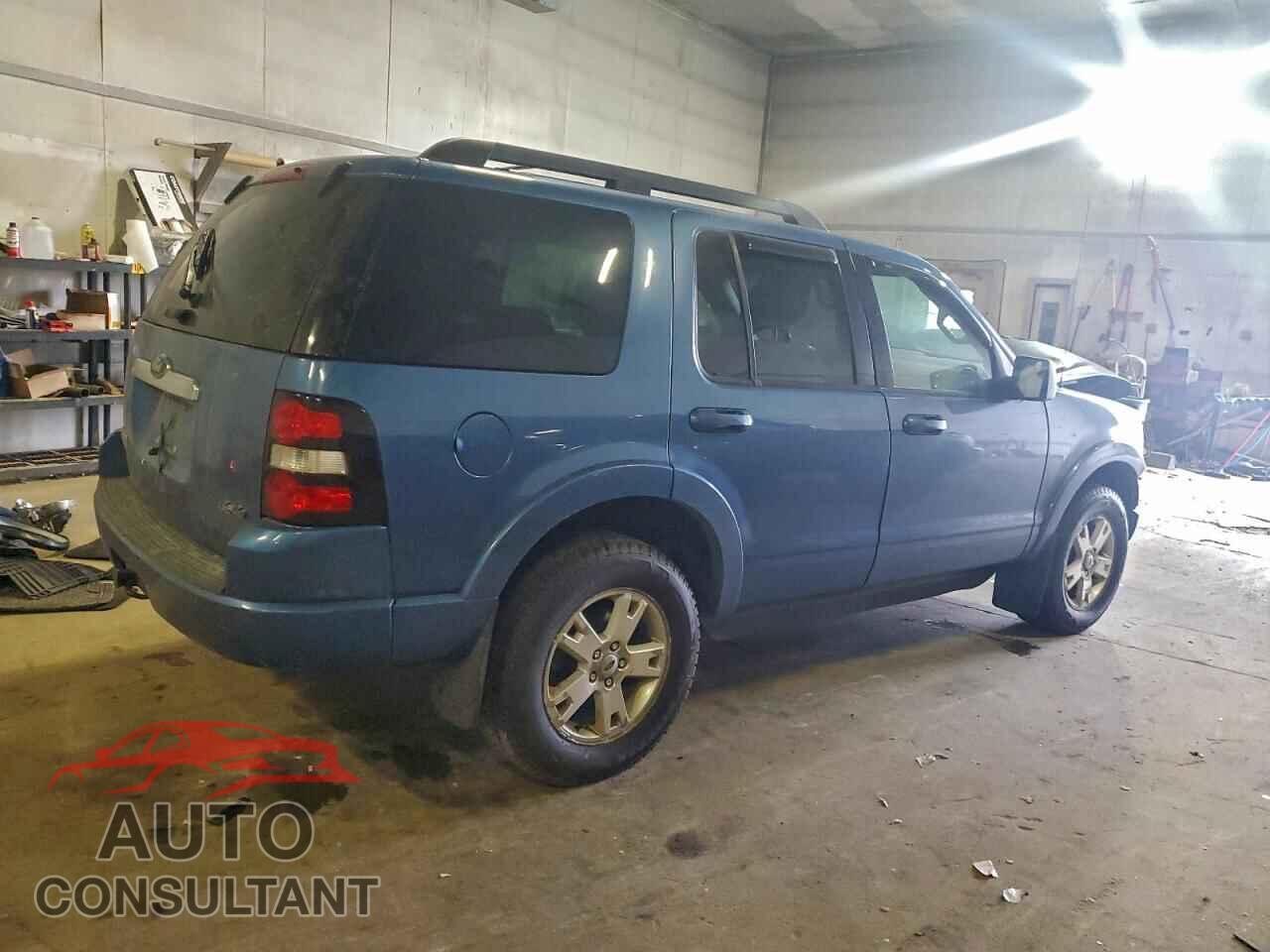 FORD EXPLORER 2009 - 1FMEU738X9UA43945