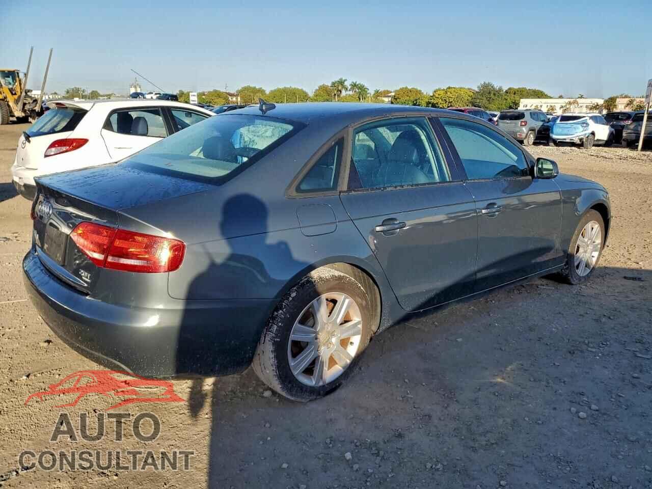 AUDI A4 2011 - WAUBFAFL2BN006898