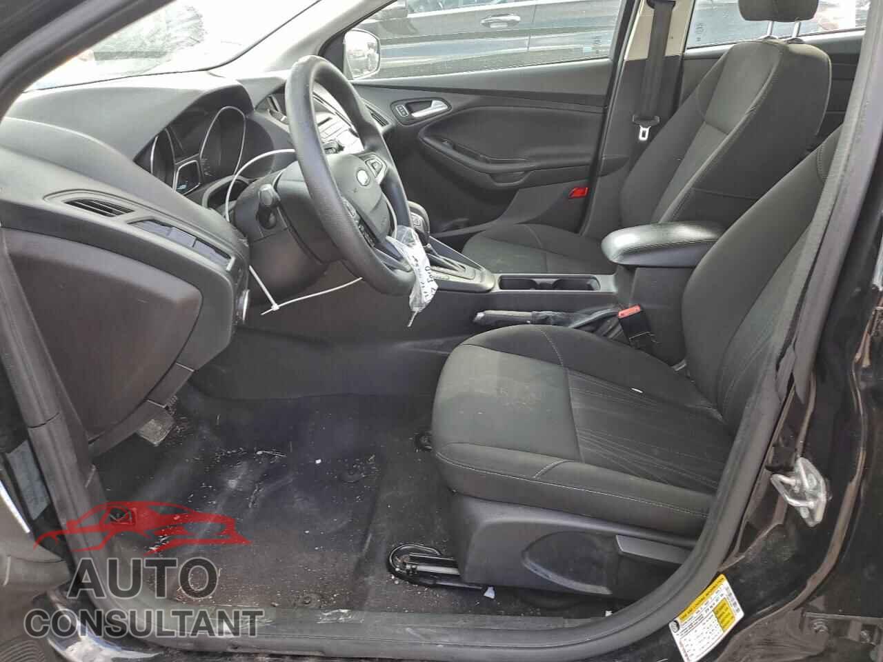 FORD FOCUS 2017 - 1FADP3FE6HL326404