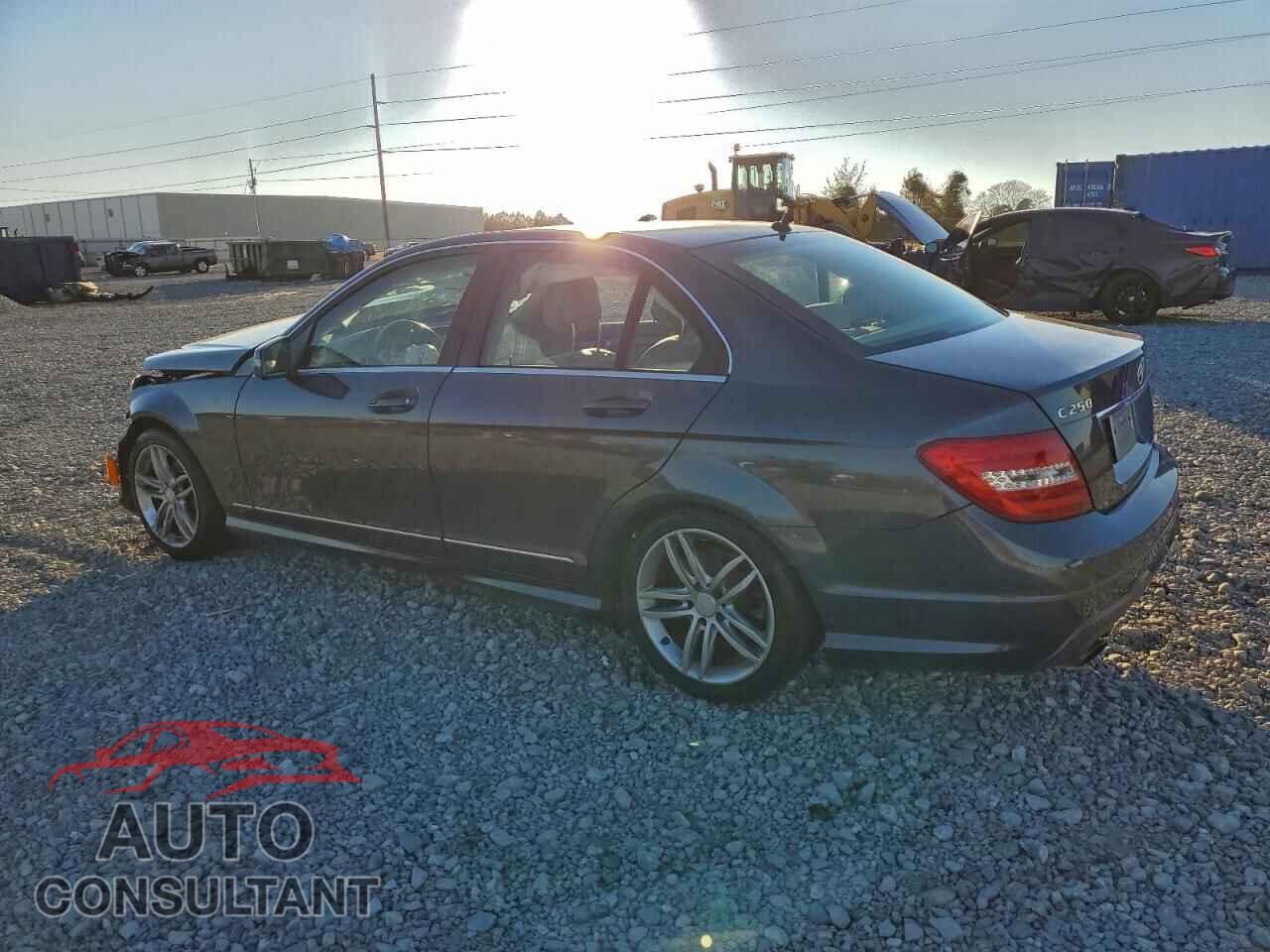 MERCEDES-BENZ C-CLASS 2014 - WDDGF4HB7EA913128