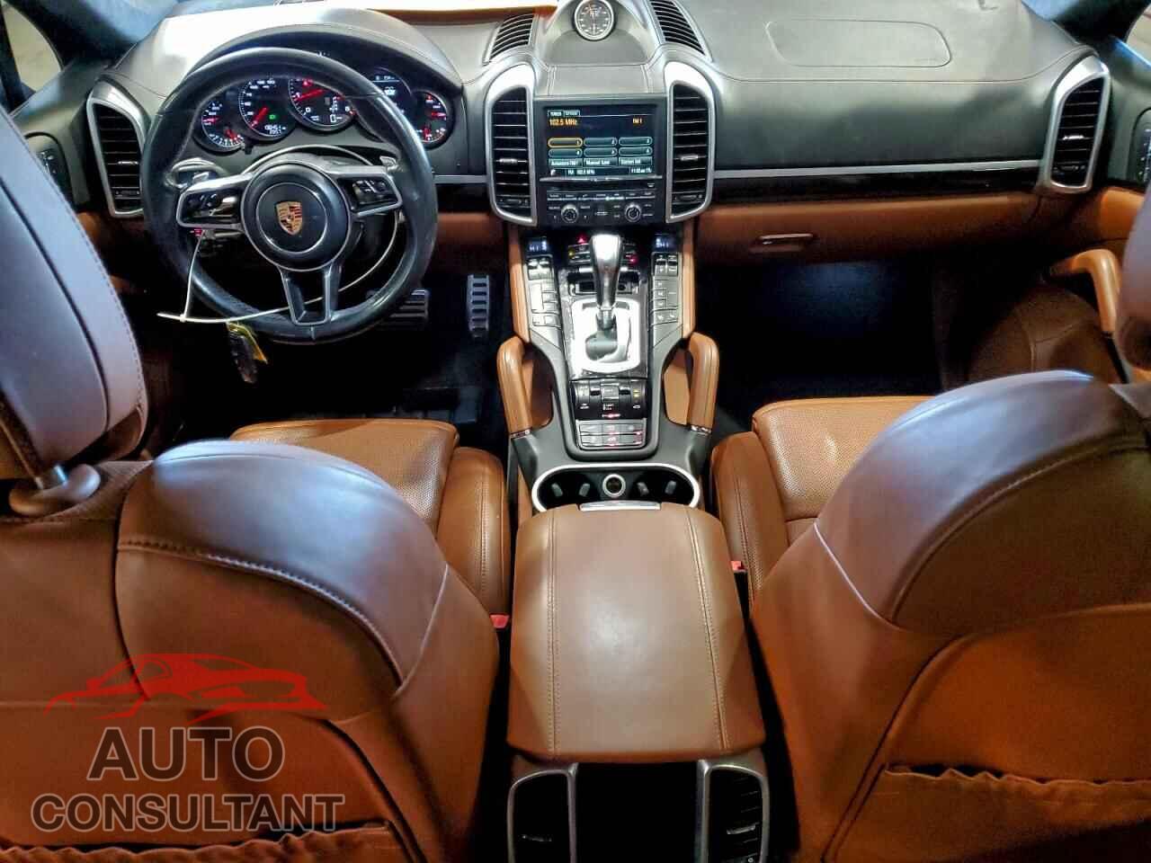 PORSCHE CAYENNE 2016 - WP1AD2A21GLA79142